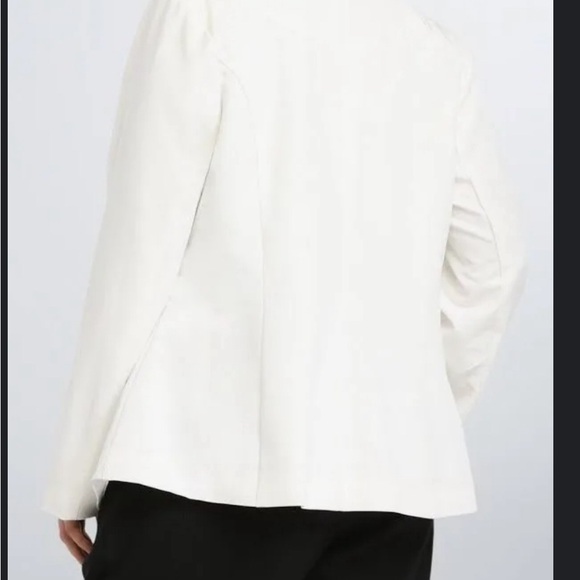 Torrid Ivory Tuxedo Blazer with Faux Leather Trim and Satin Lining 0x. - Picture 2 of 11